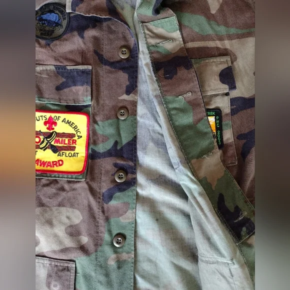 Camo Army Jacket with Boyscouts Of America Merits And Patches - Picture 16 of 16